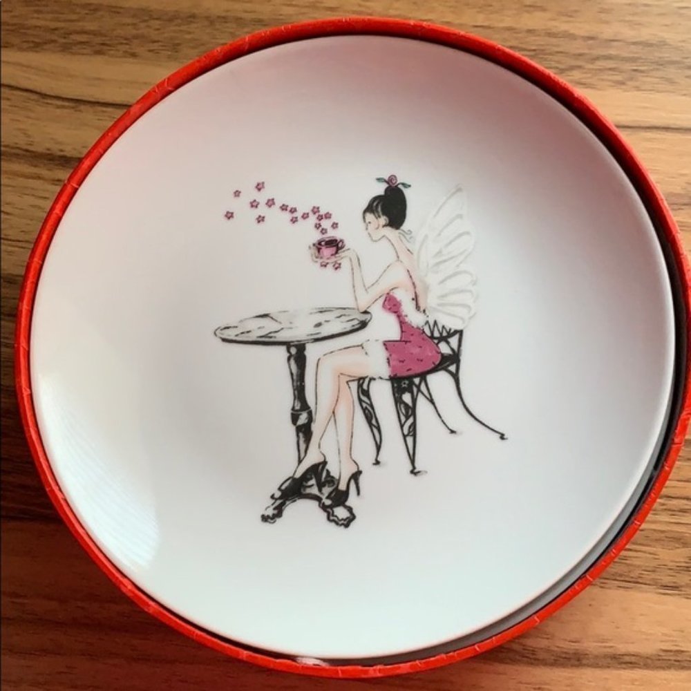 Macy’s Holiday Fairy Dessert Plates Collectibles - Picture 6 of 9